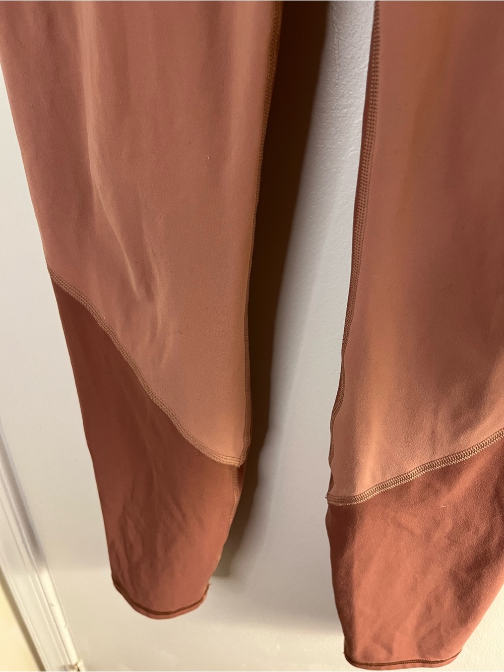 Vuori Studio Colorblock Leggings - Picture 8 of 10